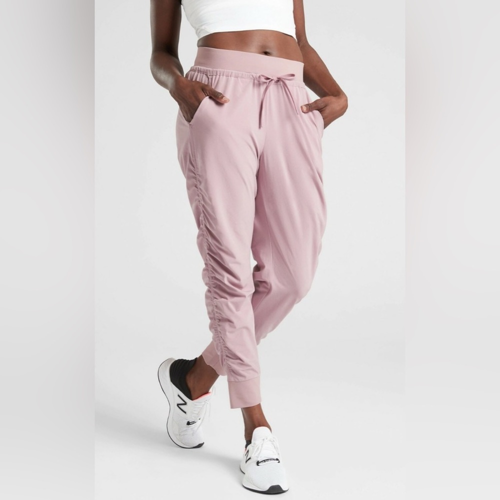 Athleta Attitude Pant, size large